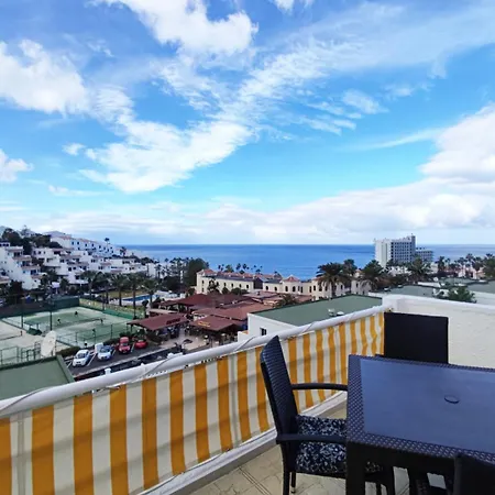 Dolphin Hibisco I Family Apartment *